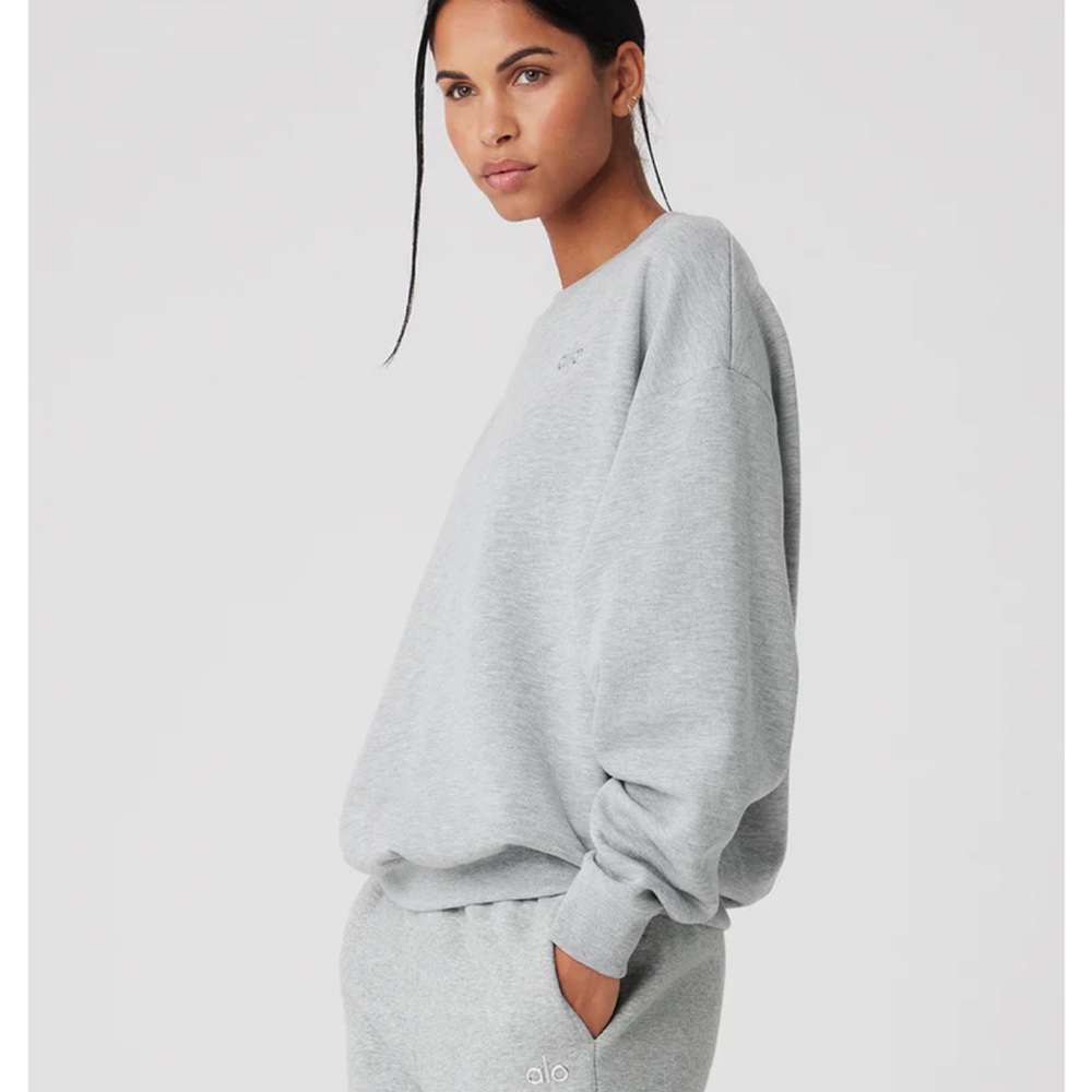 ALO Yoga Women's Gray Sweatshirt